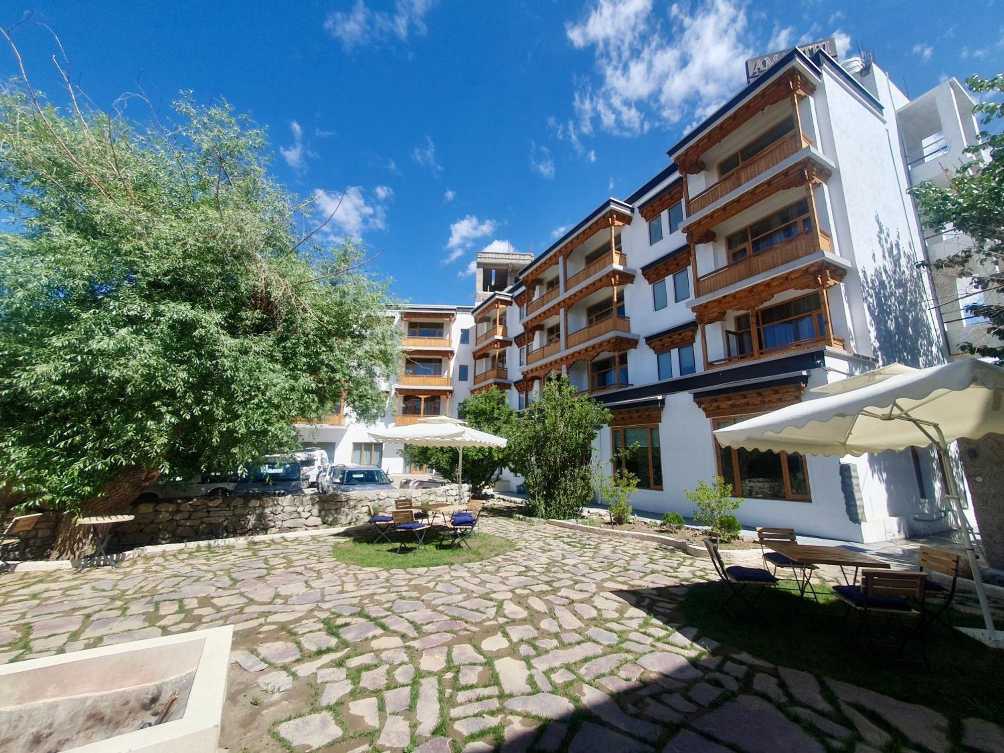 Hotel Amanthi Ladakh Leh Kültér fotó